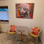 Kratzert 1-2 Schlafzimmer Apartamento Gütersloh