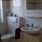 Kratzert 1-2 Schlafzimmer Apartamento *