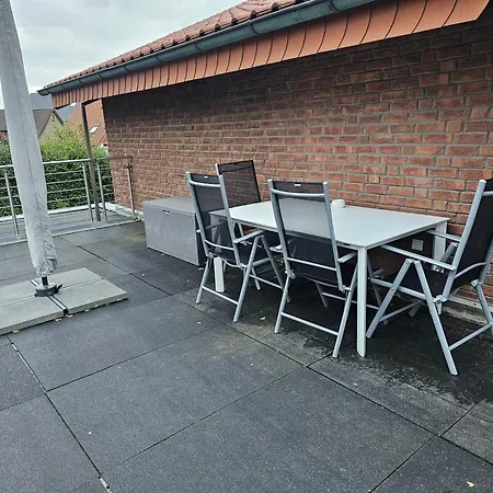 Kratzert 1-2 Schlafzimmer