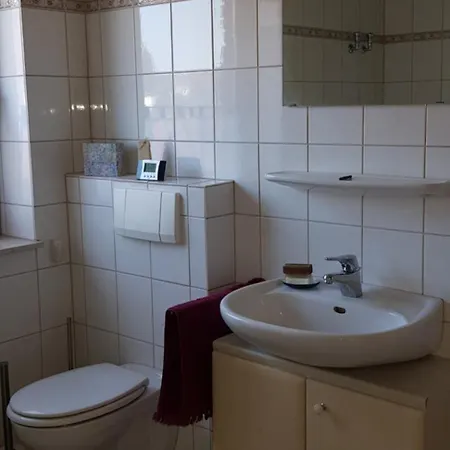 Kratzert 1-2 Schlafzimmer Apartment *