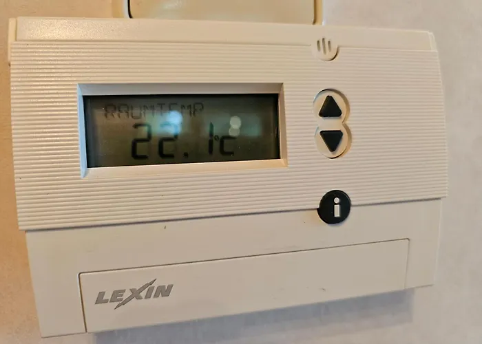 Kratzert 1-2 Schlafzimmer