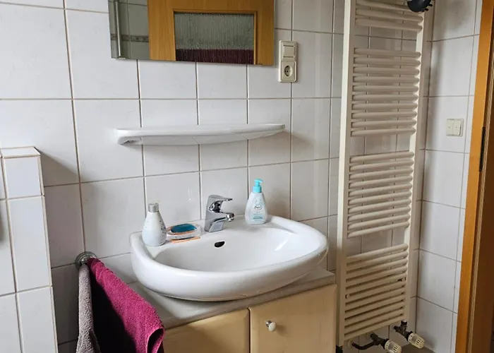 Kratzert 1-2 Schlafzimmer 公寓 居特斯洛