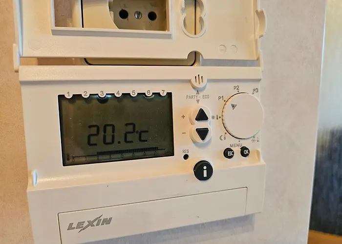 Kratzert 1-2 Schlafzimmer 居特斯洛