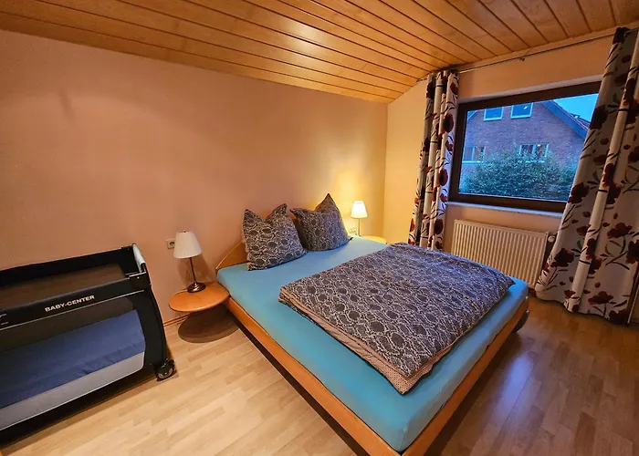 Kratzert 1-2 Schlafzimmer