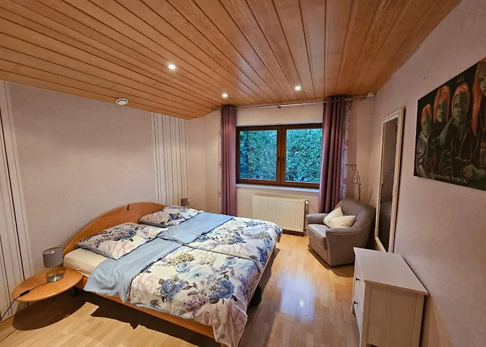 Kratzert 1-2 Schlafzimmer 公寓