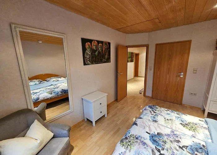 Kratzert 1-2 Schlafzimmer *