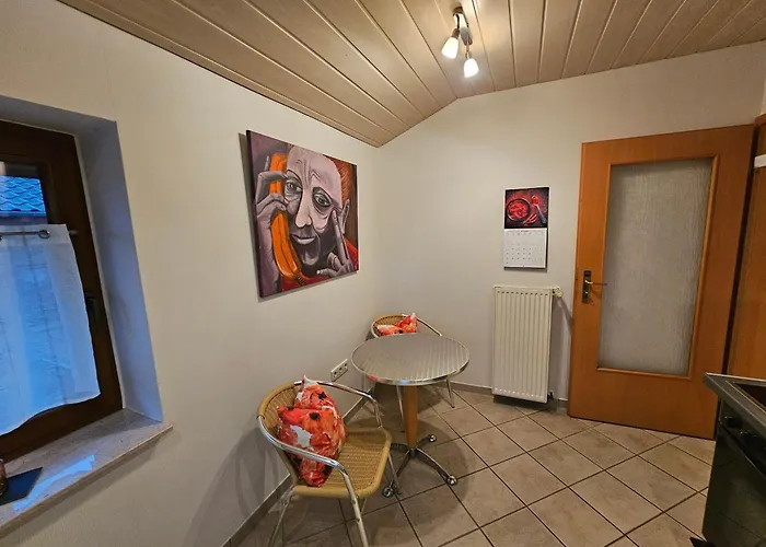 Kratzert 1-2 Schlafzimmer 公寓 *